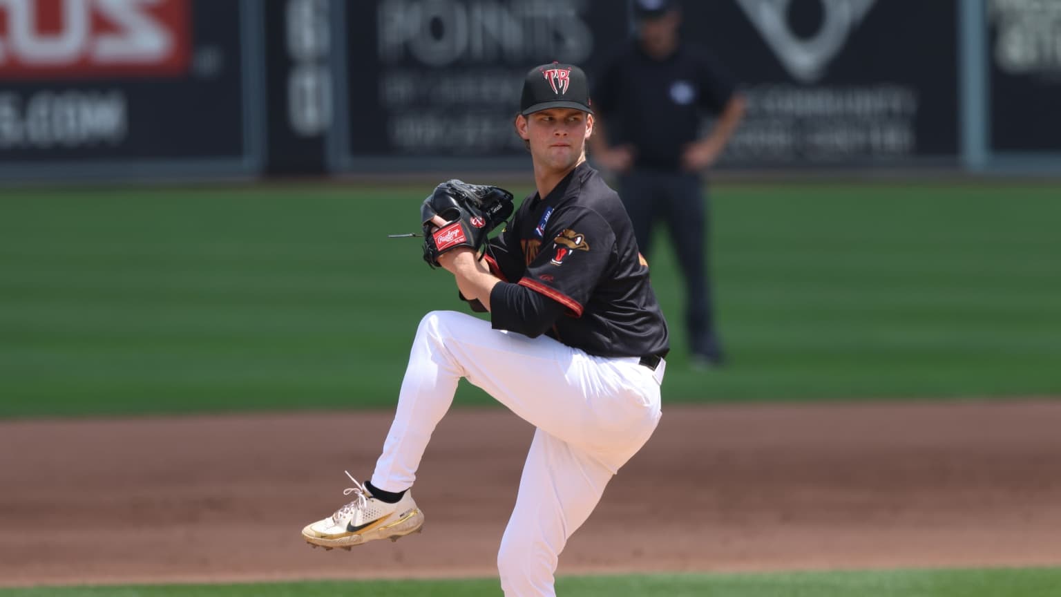 Patchogue-Medford Alum Josh Knoth Earns Player of the Year