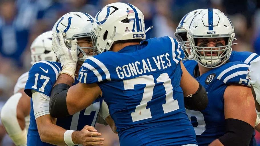 Former Eastport-South Manor Star Shines in the NFL