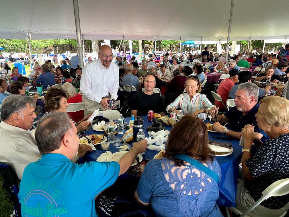 Thousands Turn Out for Brookhaven Senior Picnic — additional photo 2