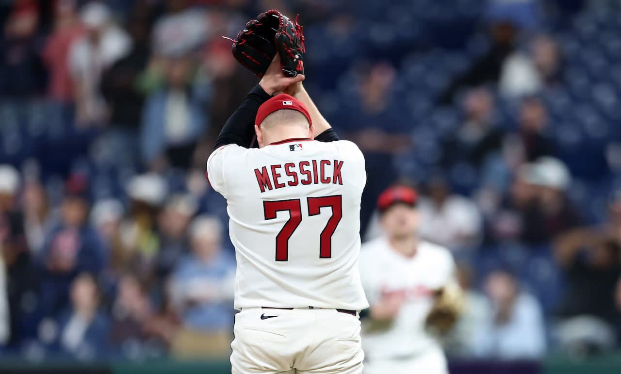 Trust the Lefty
